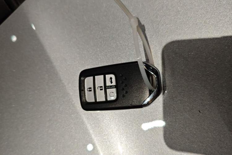 Used Honda Civic 2019 220TURBO CVT Dynamic Edition China VI Emission Standard Vehicle Key