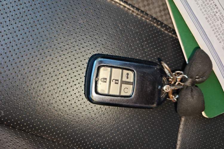 Used Honda Civic 2019 220TURBO CVT Power Edition China VI Emission Standard Vehicle Key