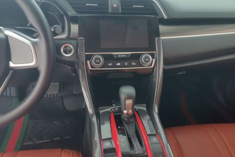 Used Honda Civic 2019 220TURBO CVT Dynamic Edition China V Audio And AC Panel