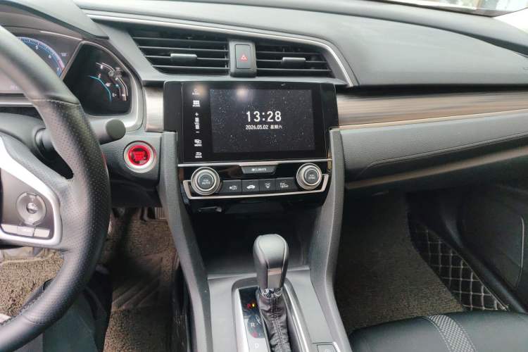 Used Honda Civic 2019 220TURBO CVT Dynamic Edition China VI Audio And AC Panel