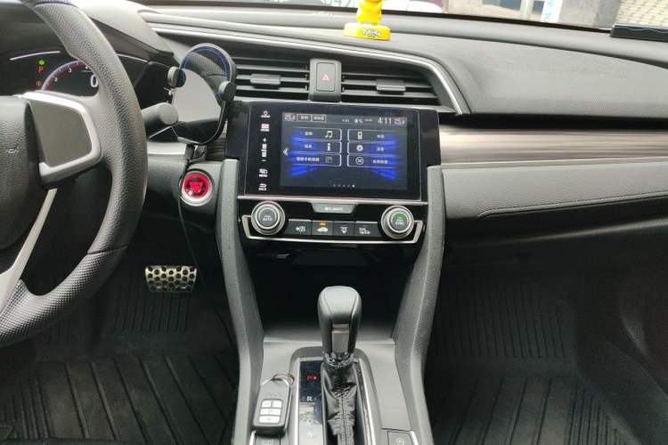 Used Honda Civic 2019 220TURBO CVT Dynamic Edition China V Emission Standard Audio And AC Panel