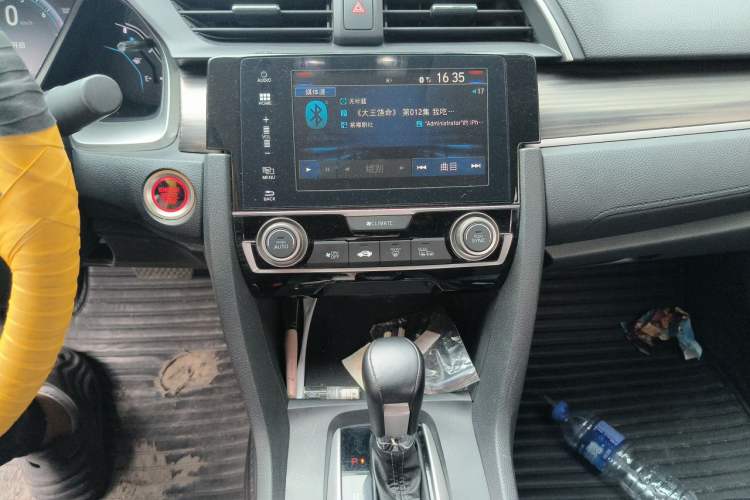 Used Honda Civic 2019 220TURBO CVT Power Edition China VI Emission Standard Audio And AC Panel