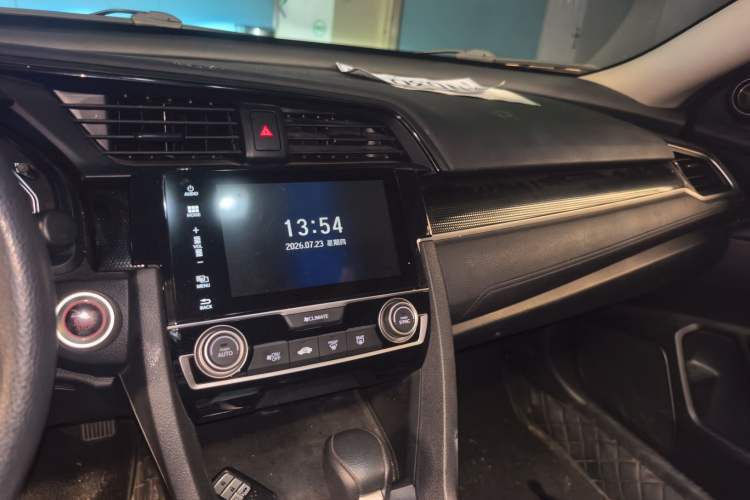 Used Honda Civic 2019 180TURBO CVT Shangdong Edition China VI Audio And AC Panel