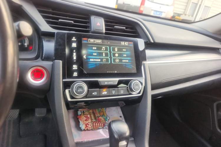 Used Honda Civic 2019 180TURBO CVT Shangqing Edition China V Audio And AC Panel
