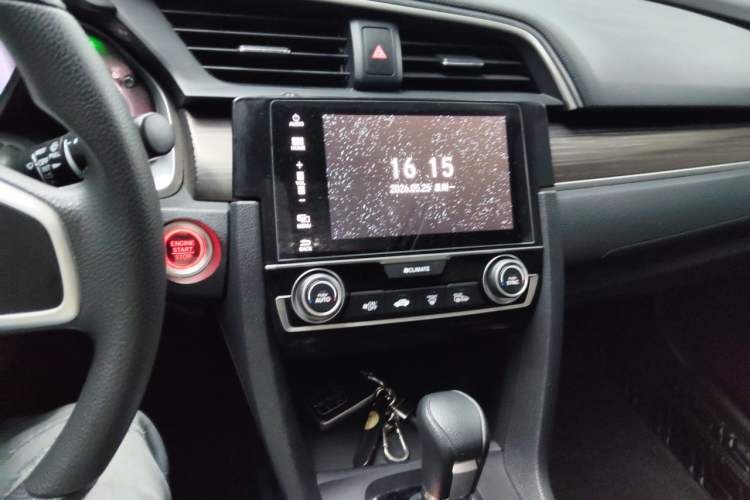 Used Honda Civic 2019 220TURBO CVT Dynamic Edition China VI Audio And AC Panel
