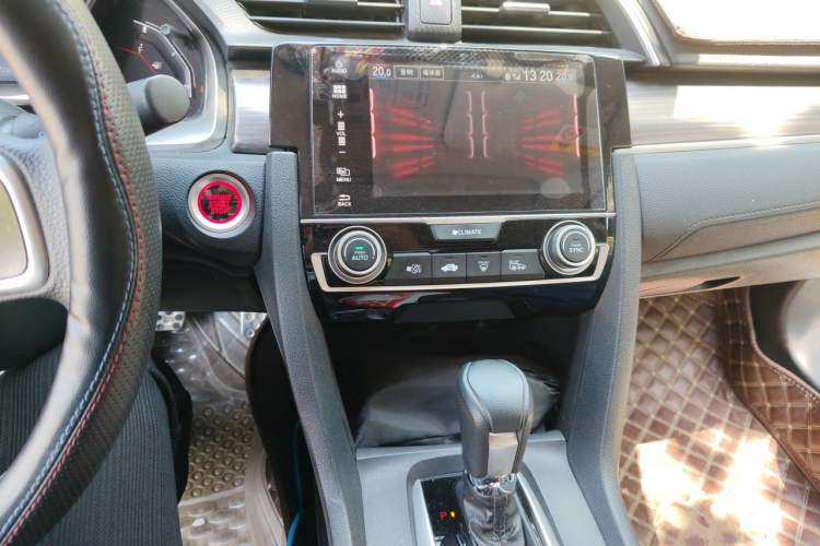 Used Honda Civic 2019 220TURBO CVT Dynamic Edition China VI Emission Standard Audio And AC Panel