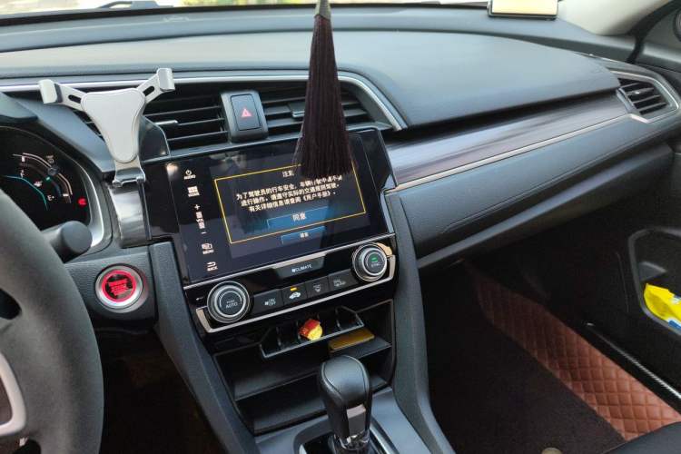 Used Honda Civic 2019 220TURBO CVT Dynamic Edition China VI Audio And AC Panel