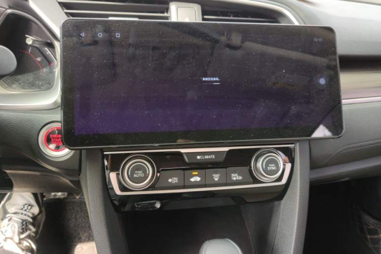 Used Honda Civic 2019 220TURBO CVT Dynamic Edition China V Emission Standard Audio And AC Panel