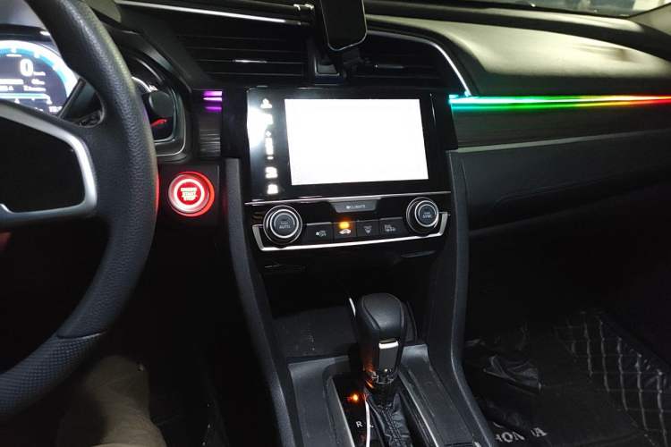 Used Honda Civic 2019 220TURBO CVT Dynamic Edition China V Audio And AC Panel