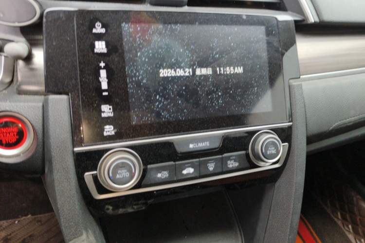 Used Honda Civic 2019 220TURBO Manual Jinkong Edition China VI Audio And AC Panel