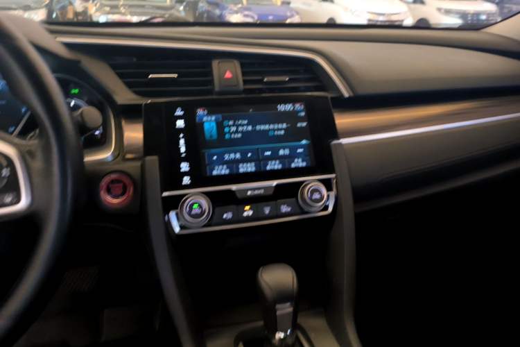 Used Honda Civic 2019 220TURBO CVT Dynamic Edition China VI Audio And AC Panel