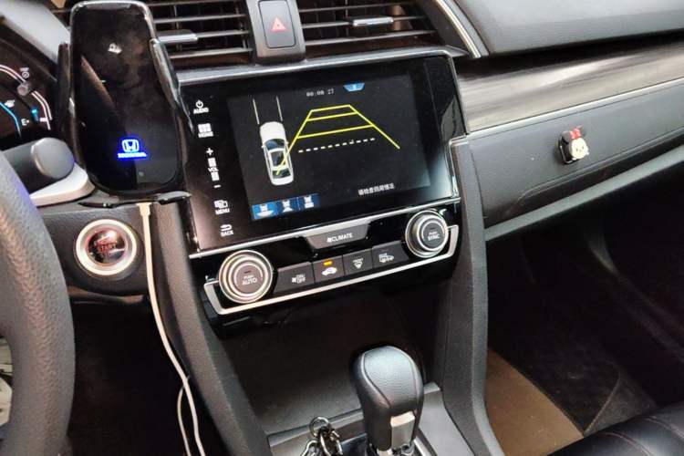 Used Honda Civic 2019 220TURBO CVT Dynamic Edition China VI Audio And AC Panel