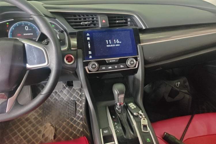 Used Honda Civic 2019 220TURBO CVT Dynamic Edition China VI Audio And AC Panel