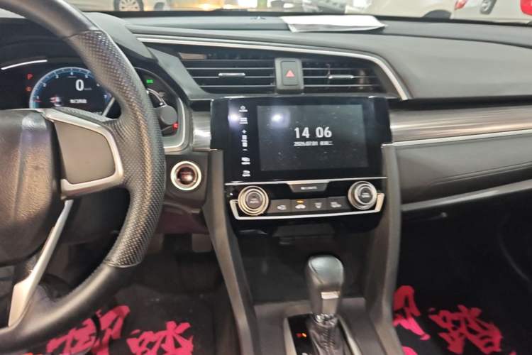 Used Honda Civic 2019 220TURBO CVT Dynamic Edition China VI Audio And AC Panel