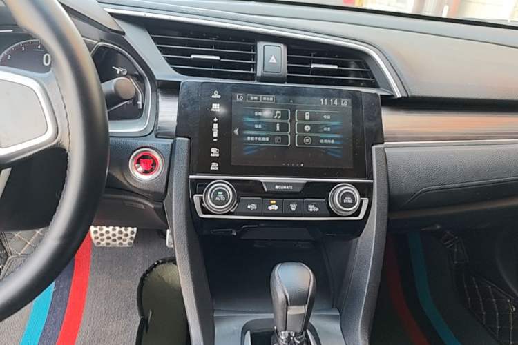 Used Honda Civic 2019 220TURBO CVT Dynamic Edition China VI Emission Standard Audio And AC Panel