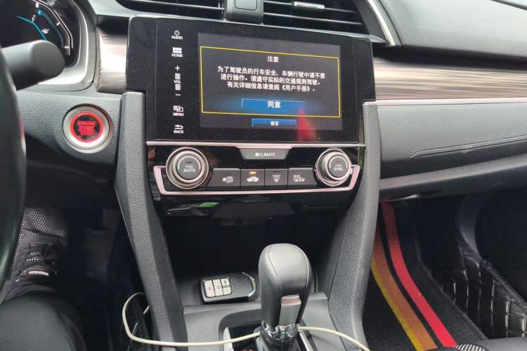 Used Honda Civic 2019 220TURBO CVT Power Edition China VI Emission Standard Audio And AC Panel