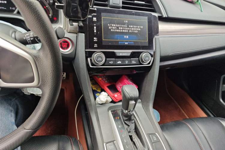 Used Honda Civic 2019 220TURBO CVT Dynamic Edition China V Emission Standard Audio And AC Panel