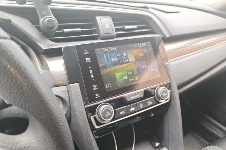 Used Honda Civic 2019 220TURBO Manual Jinkong Edition China VI Audio And AC Panel