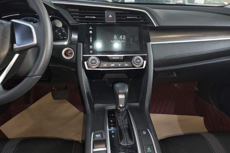Used Honda Civic 2019 220TURBO CVT Dynamic Edition China VI Audio And AC Panel
