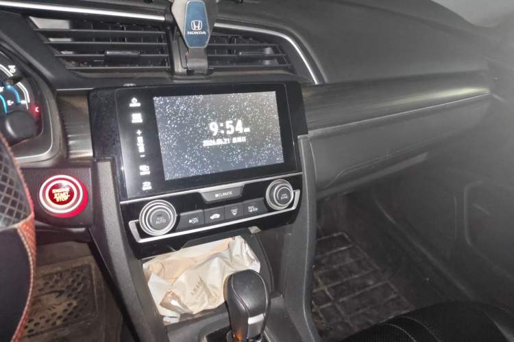 Used Honda Civic 2019 220TURBO CVT Dynamic Edition China V Audio And AC Panel