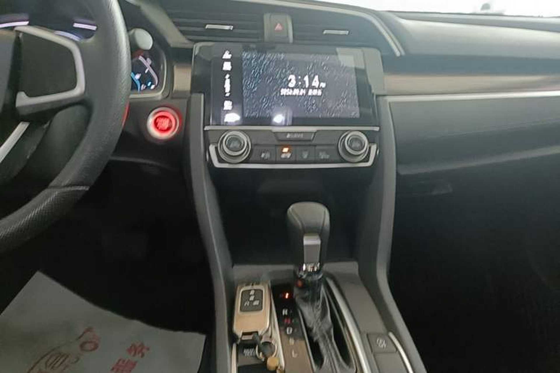Used Honda Civic 2019 220TURBO CVT Dynamic Edition China VI Audio And AC Panel