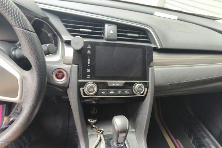 Used Honda Civic 2019 220TURBO CVT Dynamic Edition China VI Audio And AC Panel