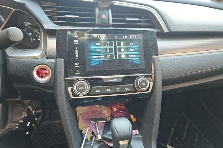 Used Honda Civic 2019 220TURBO CVT Dynamic Edition China VI Audio And AC Panel