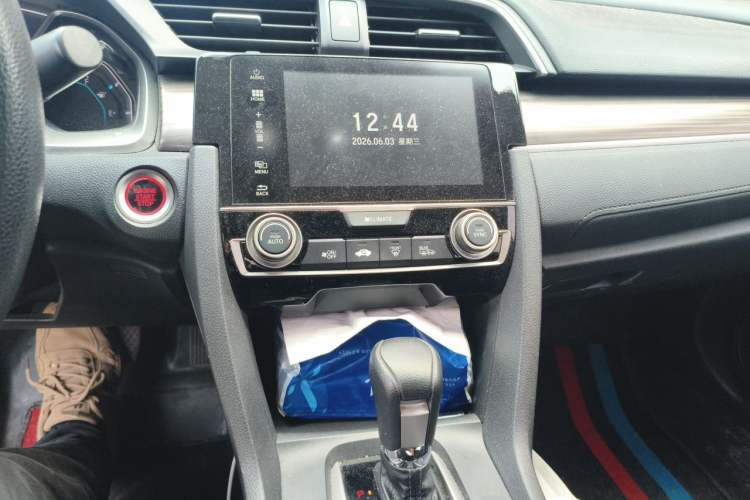 Used Honda Civic 2019 220TURBO CVT Dynamic Edition China VI Audio And AC Panel