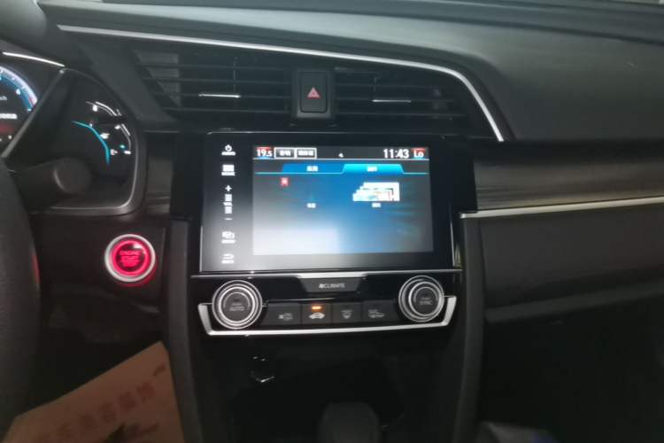 Used Honda Civic 2019 220TURBO CVT Dynamic Edition China VI Audio And AC Panel