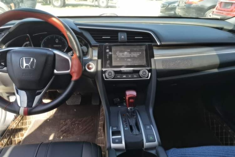 Used Honda Civic 2019 220TURBO CVT Dynamic Edition China VI Audio And AC Panel