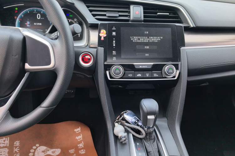 Used Honda Civic 2019 220TURBO CVT Dynamic Edition China VI Audio And AC Panel