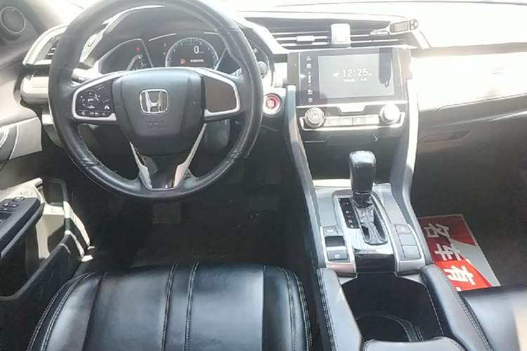Used Honda Civic 2019 220TURBO CVT Dynamic Edition China VI Audio And AC Panel