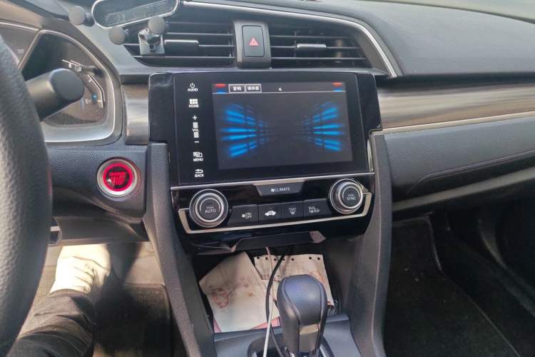 Used Honda Civic 2019 220TURBO CVT Dynamic Edition China VI Audio And AC Panel