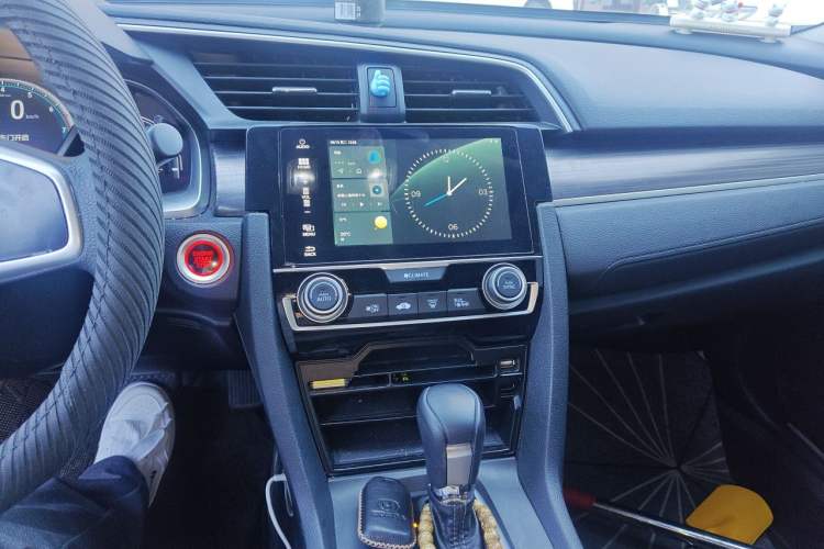 Used Honda Civic 2019 220TURBO CVT Dynamic Edition China V Emission Standard Audio And AC Panel