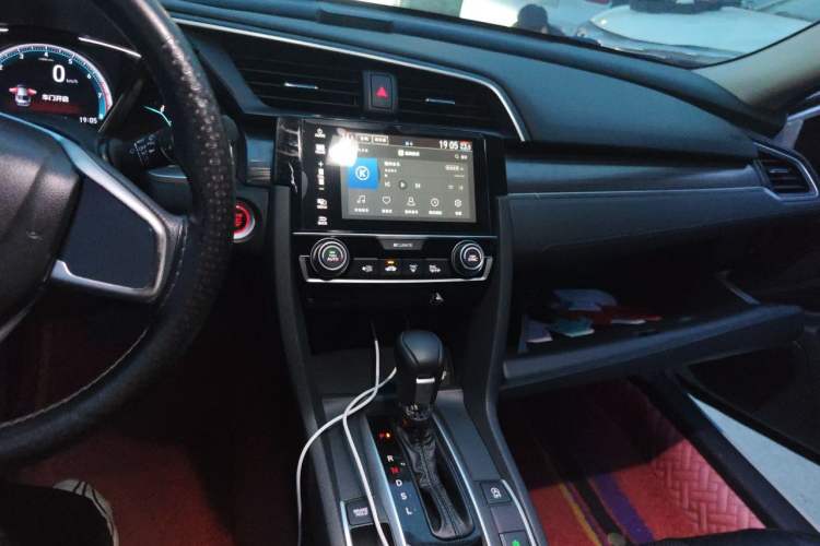 Used Honda Civic 2019 220TURBO CVT Dynamic Edition China VI Audio And AC Panel