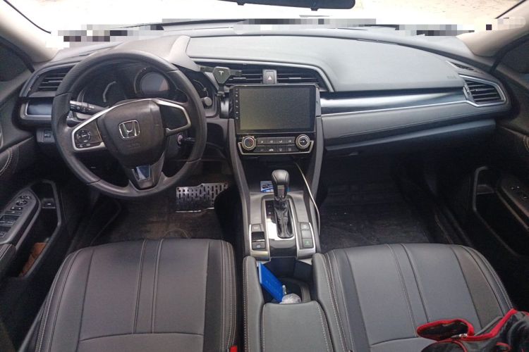 Used Honda Civic 2019 180TURBO CVT Shangyue Edition China V Emission Standard Center Console