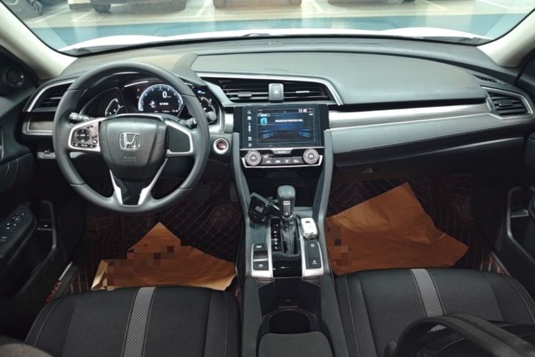 Used Honda Civic 2019 220TURBO CVT Dynamic Edition China VI Center Console