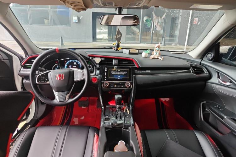 Used Honda Civic 2019 220TURBO CVT Dynamic Edition China VI Center Console