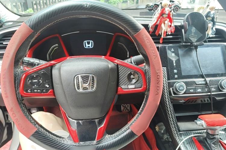 Used Honda Civic 2019 220TURBO CVT Dynamic Edition China VI Emission Standard Center Console