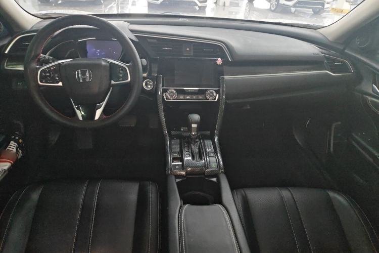 Used Honda Civic 2019 220TURBO CVT Dynamic Edition China VI Center Console