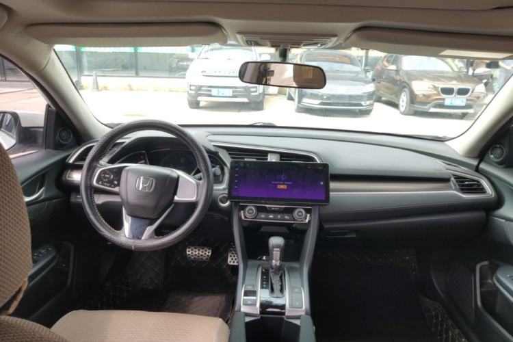 Used Honda Civic 2019 220TURBO CVT Dynamic Edition China V Emission Standard Center Console