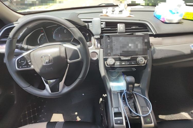 Used Honda Civic 2019 220TURBO CVT Dynamic Edition China VI Center Console