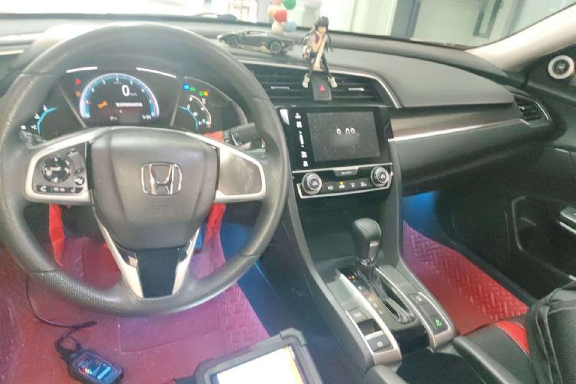 Used Honda Civic 2019 220TURBO CVT Dynamic Edition China VI Center Console