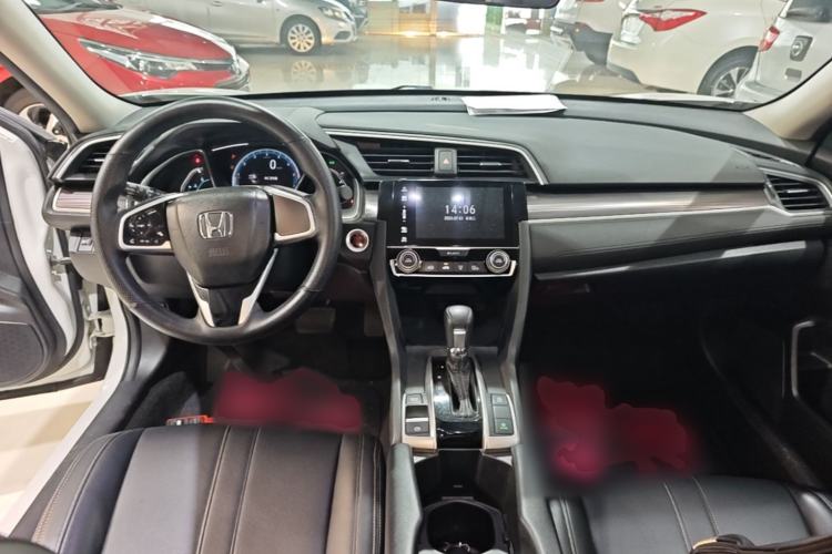 Used Honda Civic 2019 220TURBO CVT Dynamic Edition China VI Center Console