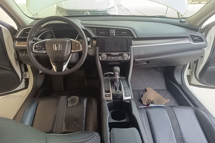 Used Honda Civic 2019 220TURBO CVT Power Edition China VI Emission Standard Center Console
