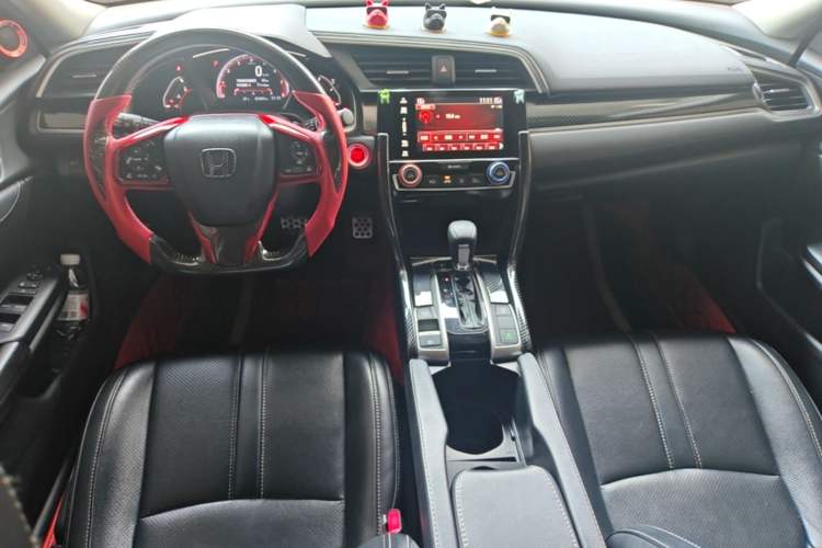 Used Honda Civic 2019 220TURBO CVT Dynamic Edition China V Emission Standard Center Console