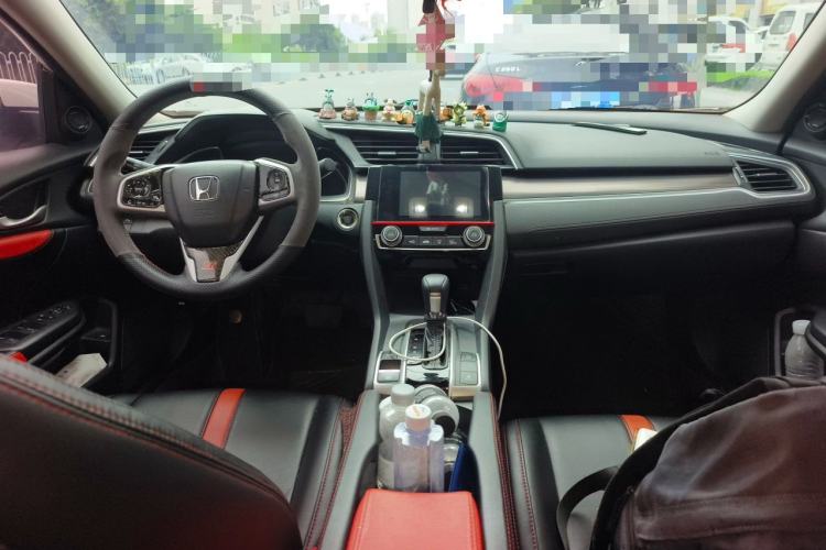 Used Honda Civic 2019 220TURBO CVT Dynamic Edition China V Center Console