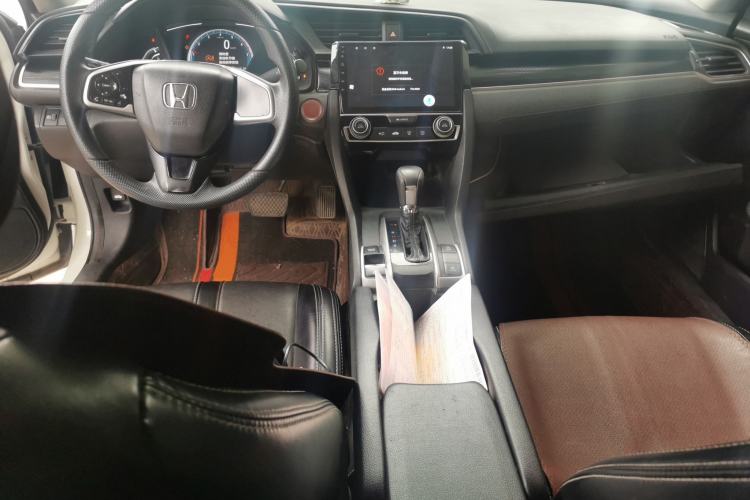 Used Honda Civic 2019 180TURBO CVT Shangqing Edition China V Center Console