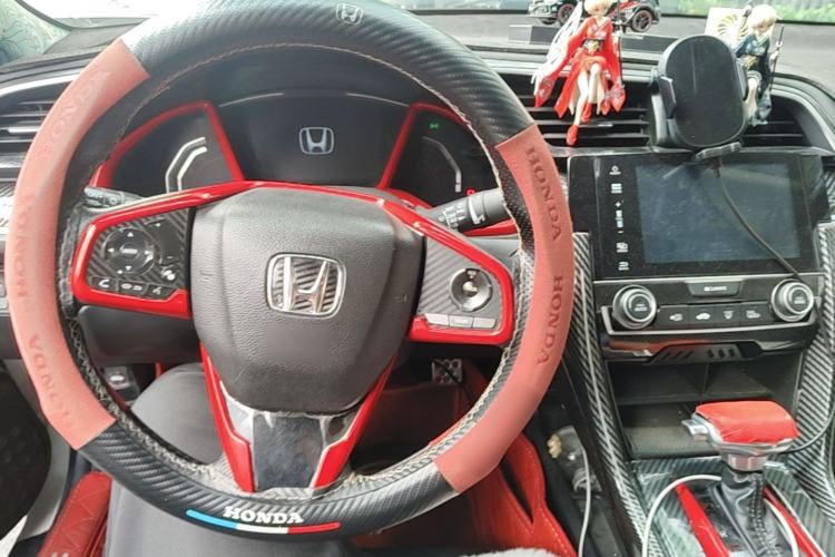 Used Honda Civic 2019 220TURBO CVT Dynamic Edition China VI Emission Standard Center Console