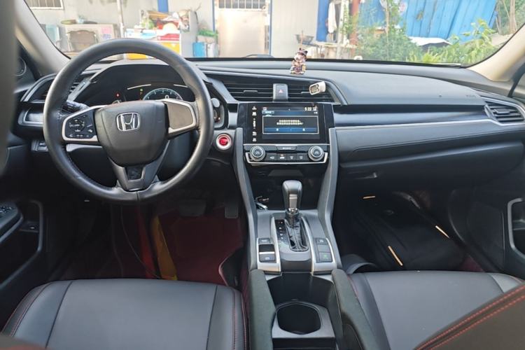 Used Honda Civic 2019 180TURBO CVT Shangdong Edition China VI Center Console